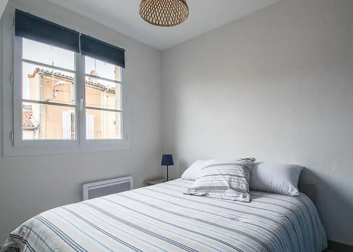 4 Et 6 Personnes Au Coeur Du Centre Medieval De Billom